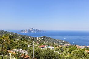 Villa Ferrara in Sant Agata sui Due Golfi