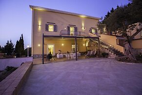 Villa Ferrara in Sant Agata sui Due Golfi