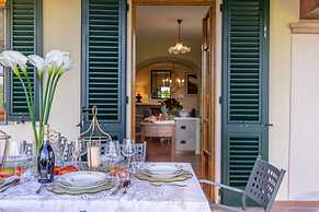 Nonna Bianca Farmhouse