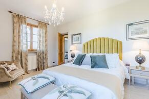 Nonna Bianca Farmhouse