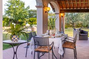 Nonna Bianca Farmhouse