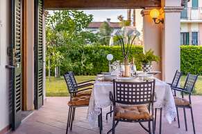 Nonna Bianca Farmhouse