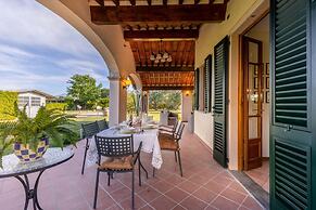 Nonna Bianca Farmhouse