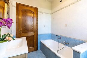 Nonna Bianca Farmhouse