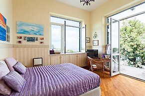 Villa The Stone on the Sea