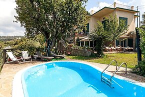 Villa The Stone on the Sea