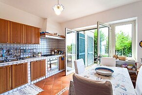 Villa The Stone on the Sea