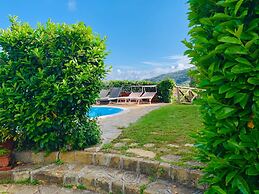 Villa The Stone on the Sea