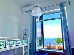 Villa The Stone on the Sea