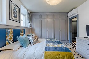 Gimber Tales a First Floor Apartment