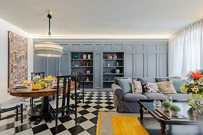 Gimber Tales a First Floor Apartment