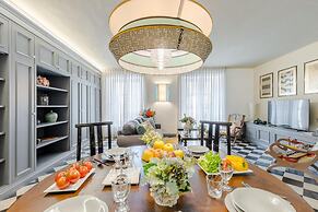 Gimber Tales a First Floor Apartment