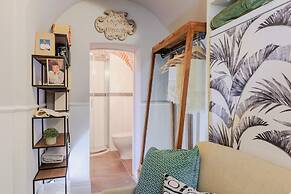 Busdraghi Studio Stylish at Via Fillungo