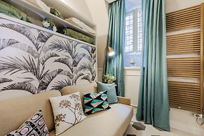 Busdraghi Studio Stylish at Via Fillungo