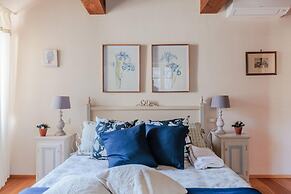 Dimora Delle Camelie