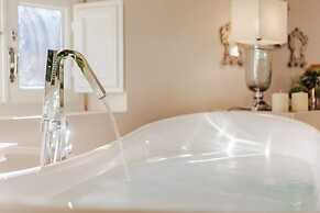 The Duchess Chambers the Luxury Grand 3 Bedrooms