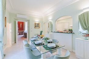 The Duchess Chambers the Luxury Grand 3 Bedrooms