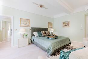 The Duchess Chambers the Luxury Grand 3 Bedrooms
