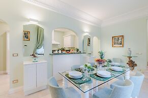 The Duchess Chambers the Luxury Grand 3 Bedrooms