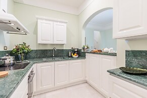 The Duchess Chambers the Luxury Grand 3 Bedrooms