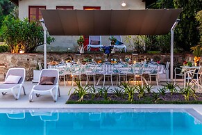 Villa Borbone - Perched on the Lucca Hills