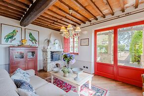 Villa Borbone - Perched on the Lucca Hills