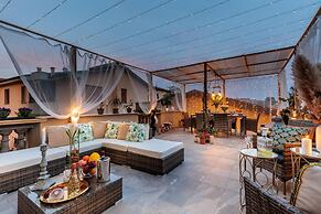 Casa Gina Urban Retreat