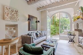 Casa Vanny an Apartment With Private Garden