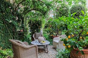 Casa Vanny an Apartment With Private Garden