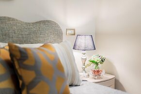 The Silk Thread the Luxury 3 Bedrooms Apartment