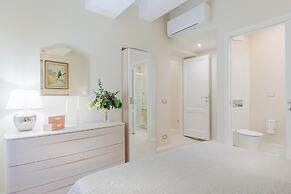 The Silk Thread the Luxury 3 Bedrooms Apartment