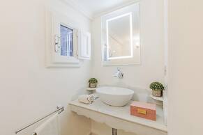 The Silk Thread the Luxury 3 Bedrooms Apartment