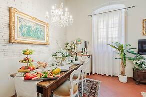 The Garden Along the Stream