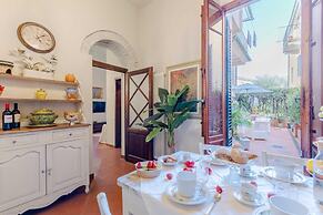 The Garden Along the Stream