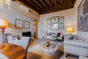 Casa Pitt in Lucca With 3 Bedrooms and 2 Bathrooms