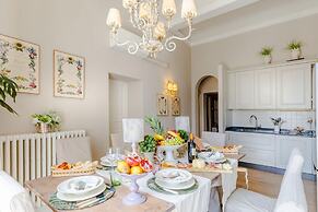 Casa Pitt in Lucca With 3 Bedrooms and 2 Bathrooms