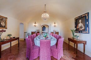 Rocca di Cetona - a Medieval Castle