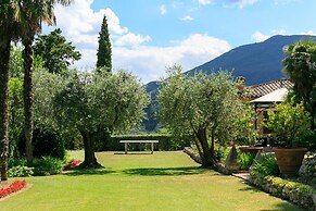 Rocca di Cetona - a Medieval Castle