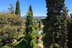 Rocca di Cetona - a Medieval Castle