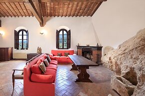 Rocca di Cetona - a Medieval Castle
