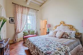 Rocca di Cetona - a Medieval Castle