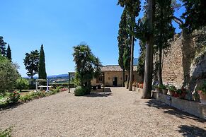 Rocca di Cetona - a Medieval Castle