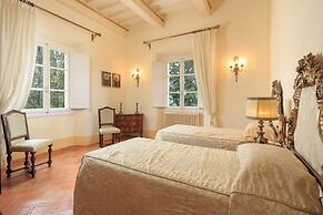 Rocca di Cetona - a Medieval Castle