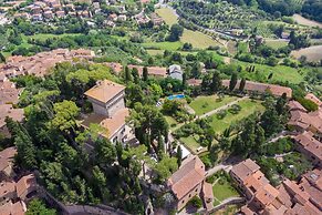 Rocca di Cetona - a Medieval Castle
