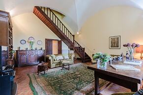 Rocca di Cetona - a Medieval Castle