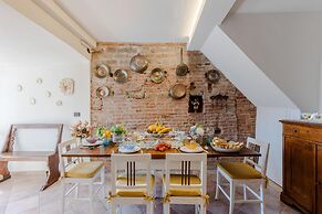 Casa La Guardia a 3 Bedrooms Panoramic Apartment