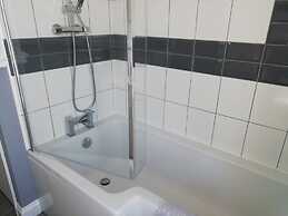 Cosy, Spacious 2-bed Cottage in Watchet, Somerset