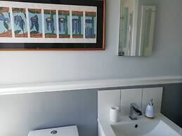 Cosy, Spacious 2-bed Cottage in Watchet, Somerset