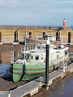 Cosy, Spacious 2-bed Cottage in Watchet, Somerset