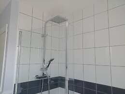 Cosy, Spacious 2-bed Cottage in Watchet, Somerset